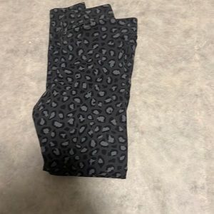 Old Navy leggings